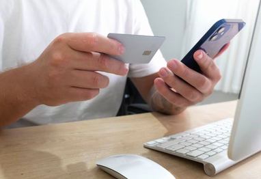 xì tố trực tuyến Debet